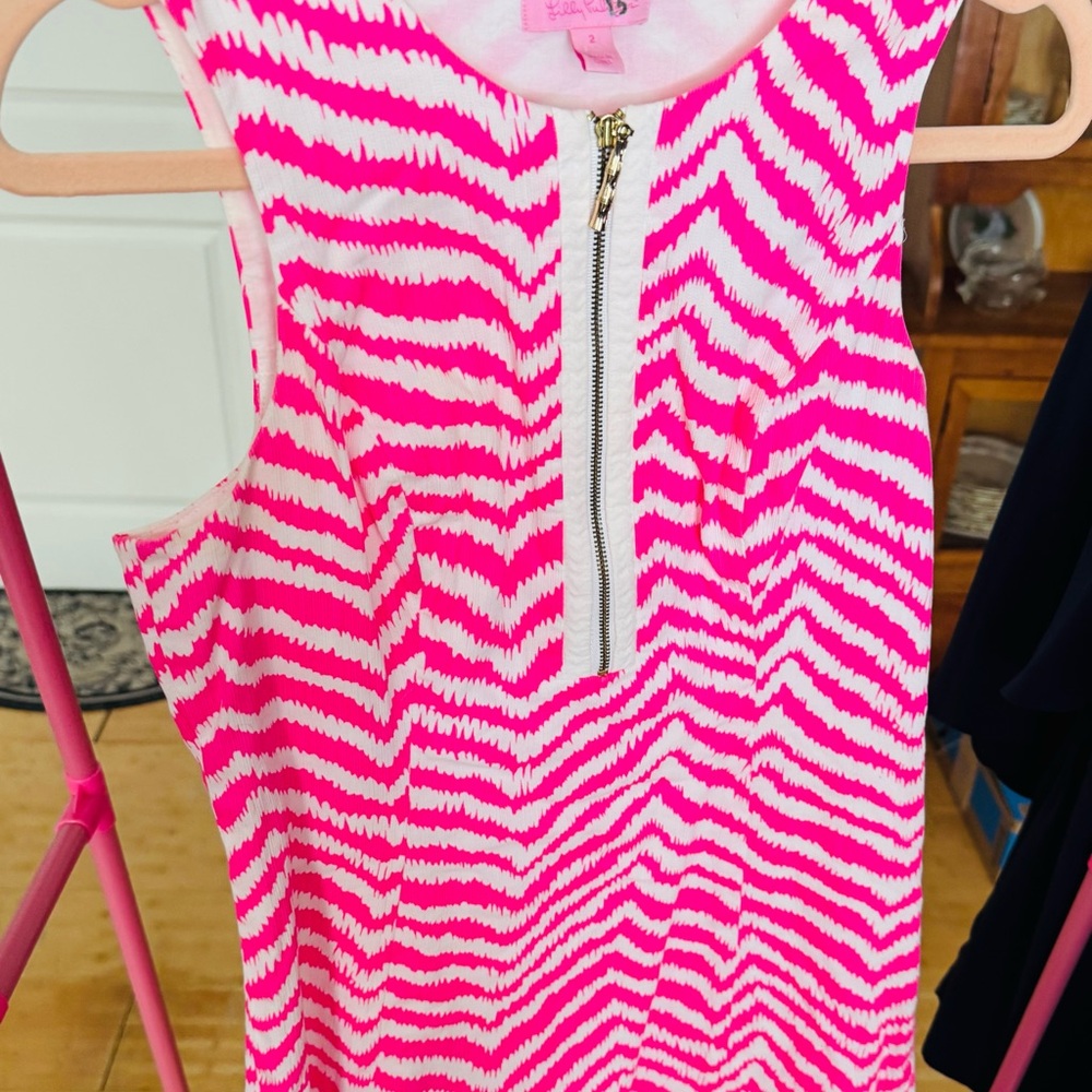 Lilly Pulitzer Pink and White Zigzag Dress with Front Zipper